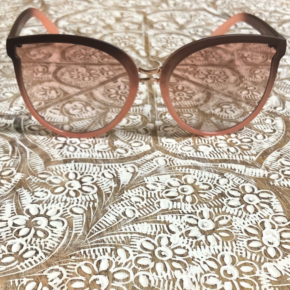 Brand New Ombré Effect Statement Pink Sunglasses